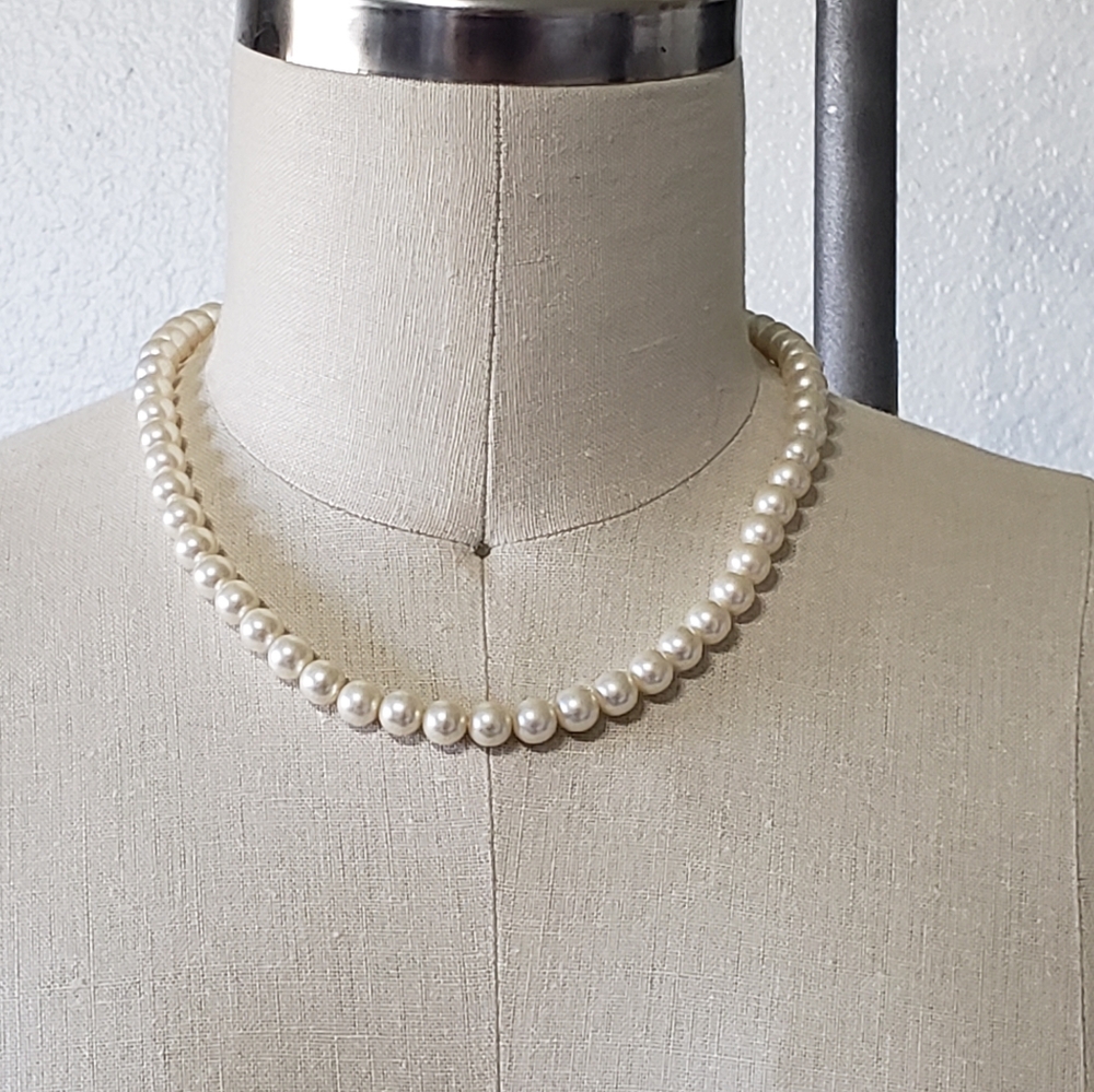 Pearl Beads necklace